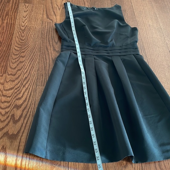 TAYLOR Fit and flare sleeveless BLACK cocktail dress zip back wide waistband 6 - Picture 12 of 13